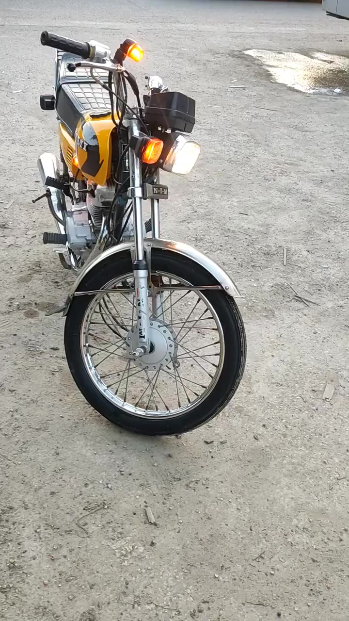 سلام عليكم دراجه اربع كير متياز البيع موديل 22 معمره 23 وراق صوليه كهرباء شغاله مكان كوت أنوار الصدر سعر 750  رقم الهاتف *********** واتساب خاص مفتوح 👍🏻
