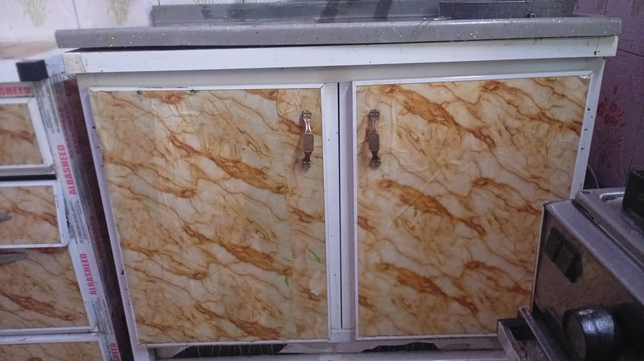 السلام عليكم كاونتر للبيع الكونترا مترين والسنك متر وبي بي الحرارة واحد يرادلهة تصليح السعر 200 وبي مجال للشراي مكاني بغداد مدينة الصدر رقمي ***********
