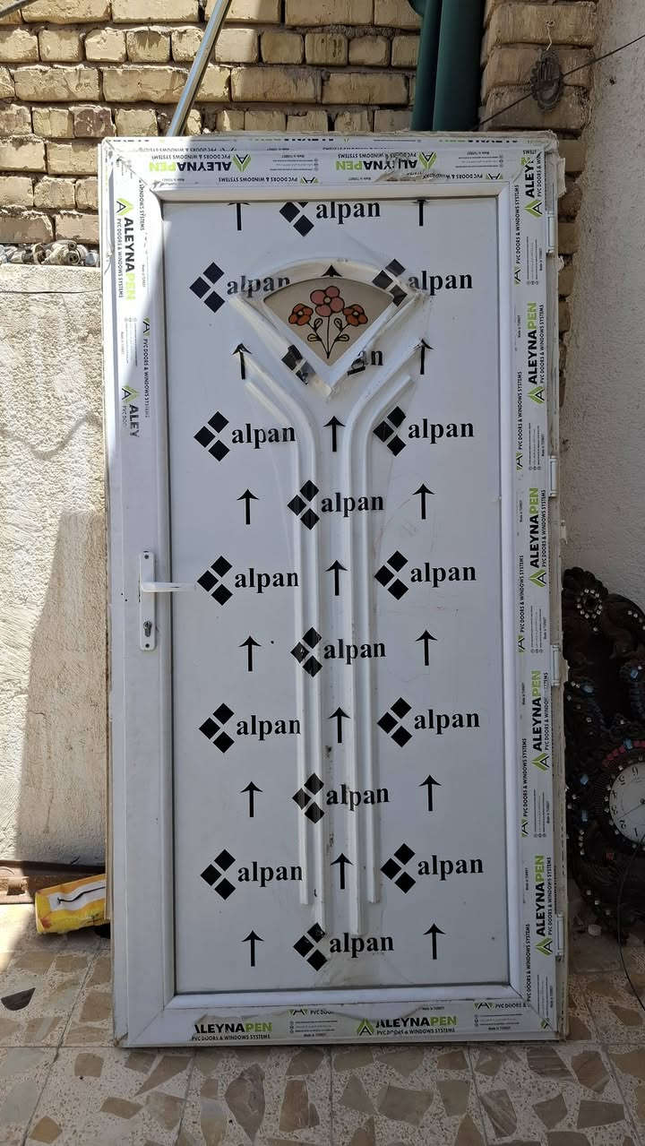 كرفان للبيع ٣ في ٣ متر ***********
