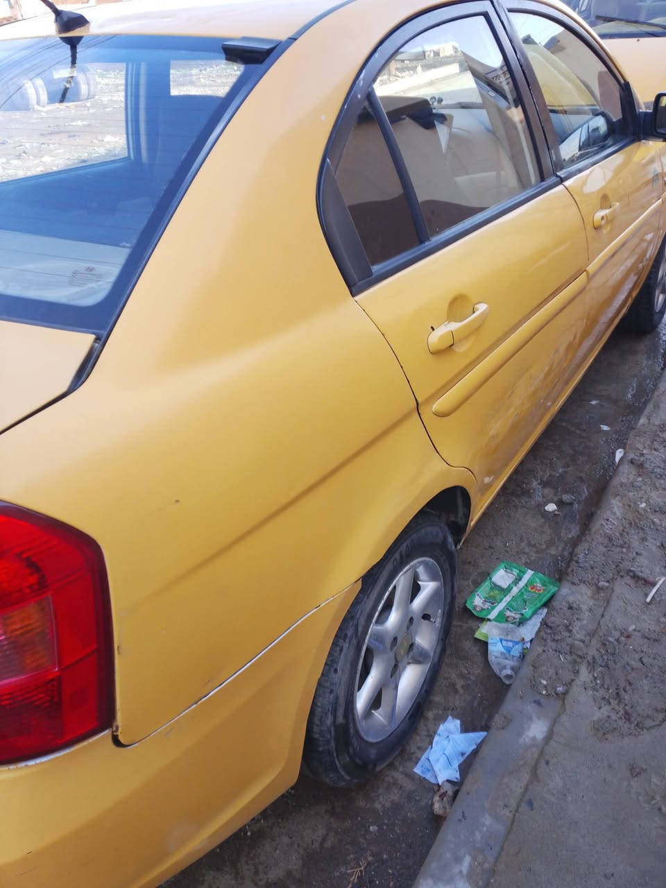 السلام عليكم اكنست دبدوب ٢٠١٠ كوري باي كوري بيها بوند وجاملغ وتعديل بسيط بلشاصي محرك ١٦ كير اوتوماتيك جام كهرباء سنتر لوك فتحة سقف رقم بغداد باسمي مشروع وطني انا الشرعي للاستفسار الاتصال على الرقم ***********
