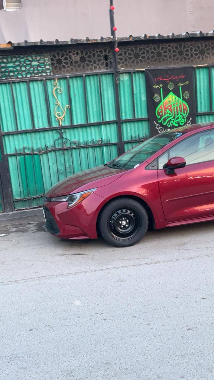 السلام عليكم كورلا 2023 مواصفات LE المعروفه مكينه 1.8 وارد أمريكي بانزين فقط حادثها جاملغ خلفي وباب ابيع 3 قطع بدون دواخل بدون ايرباك باسمي رقم بغداد سايد بريك بصمه فول تحكمات ستيرن شاشه كبيره ماشيه 16 ميل والشراي يخابر وبخدمته ***********
