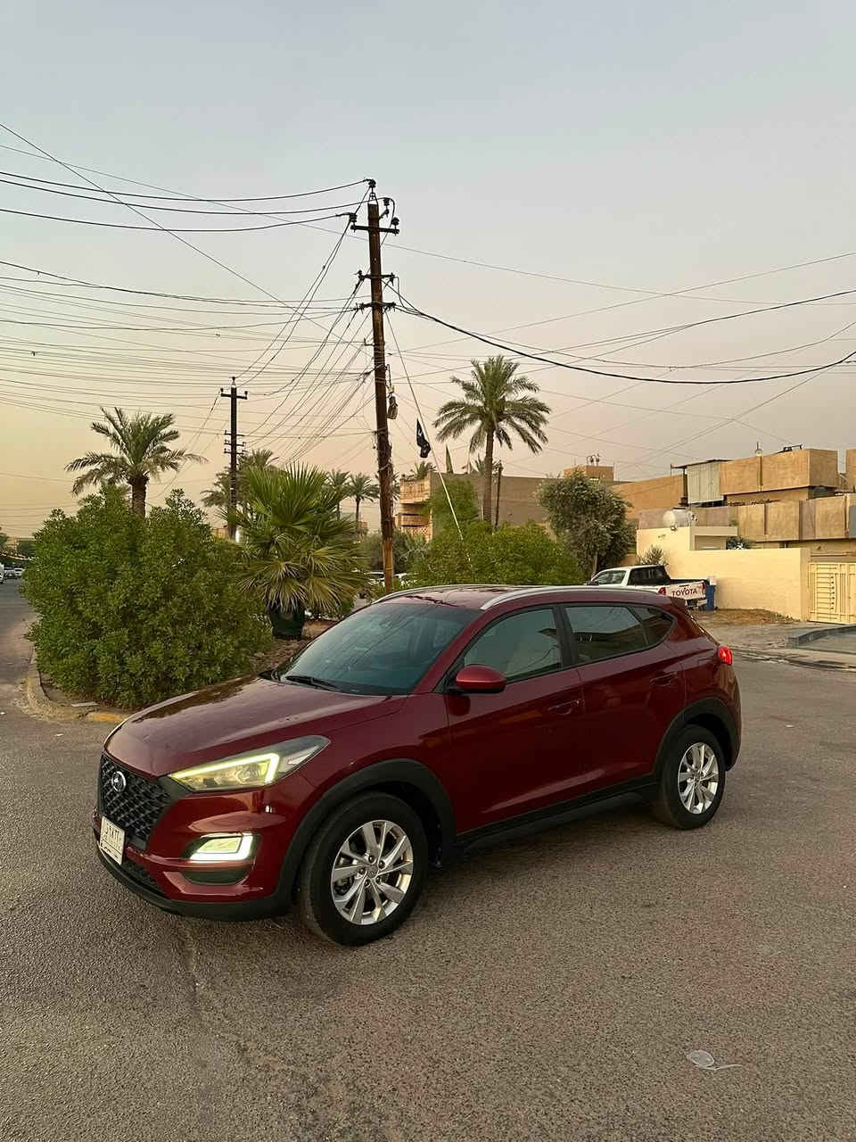 السلام عليكم 
توكسان 2019 وارد امريكي رقم بغداد
محرك 2400 / ماشية 79 الف 
بصمة كراسي كهرباء وتدفئة بالكشنات 
صبغ بنيد بدون ضرر داخلي الباقي مكفول 
كير محرك بلاديات على وضع الشركة 
السيارة بيها حالوب خفيف واضح بالصور 
السونار حديث مرفق ضمن المنشور 
مكاني بغداد / البلديات سعرها 124 ورقة 
للاتصال فقط : *********** ☎️
