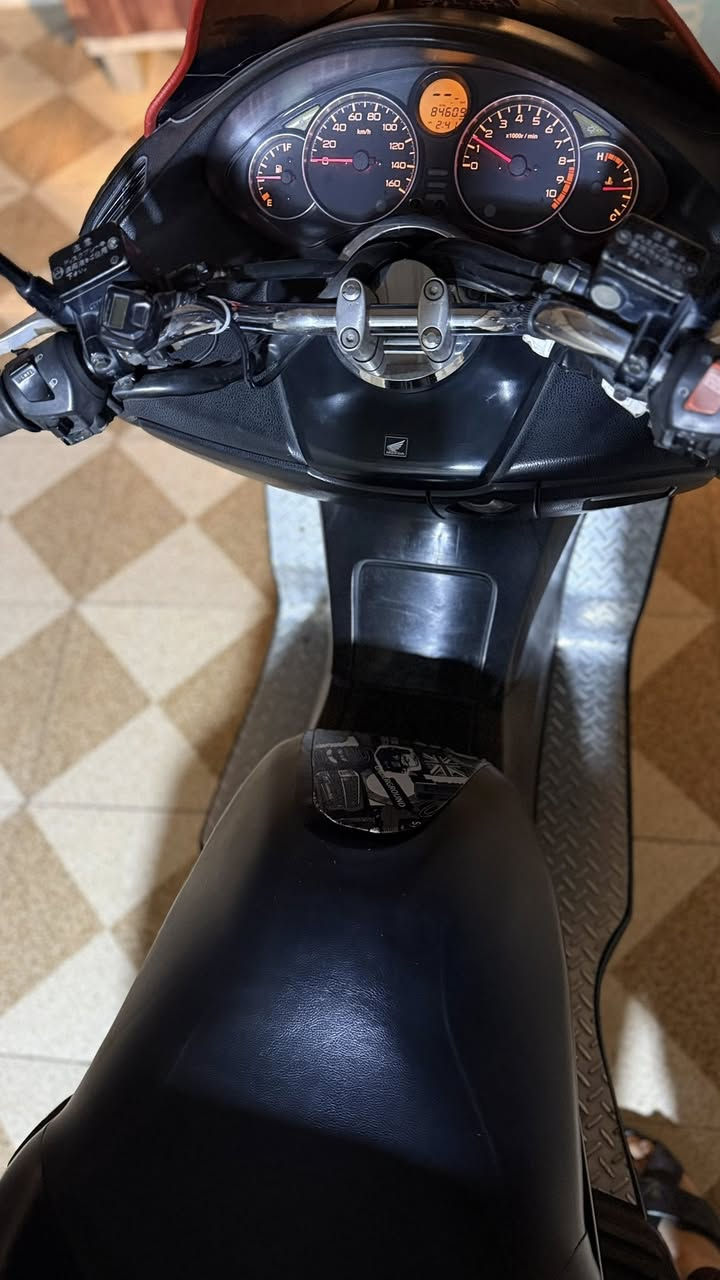 فورز صفر 9 دراجة مكفوله بس بيها صوت گلجات السعر 900 وبيها مجال مكاني ميسان رقم الاتصال ***********
