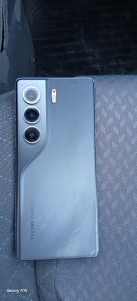 هاتف تكنو كامون 40برو فايف جي نضافة 95% ذاكرة 256 رام 8+8 غني عن التعر...