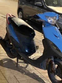 شباب دراجه ماكس عدله للبيع حاويه صارله شهرين ونص او ثلاثه اشهر طالعه و...