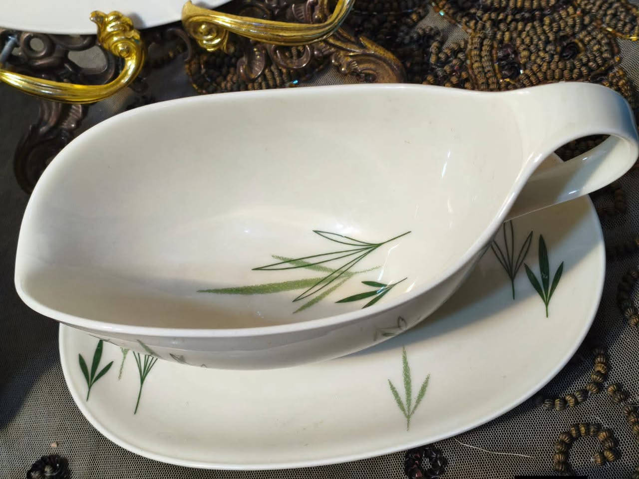 🌹🌹 Made in Germany 🌹🌹 
طقم بافاريا الماني انتيك 50ق يستحق الاقتناء


**إذا كنت صاحب هذا الإعلان وتريد حذفه لأي سبب، رجاءا أرسل رسالة إلى الدعم الفني**