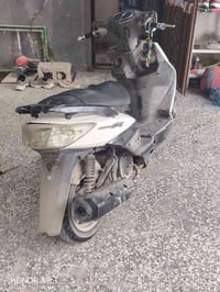 دراجة نارية • سكنس فحل • سرعة ١٤٠