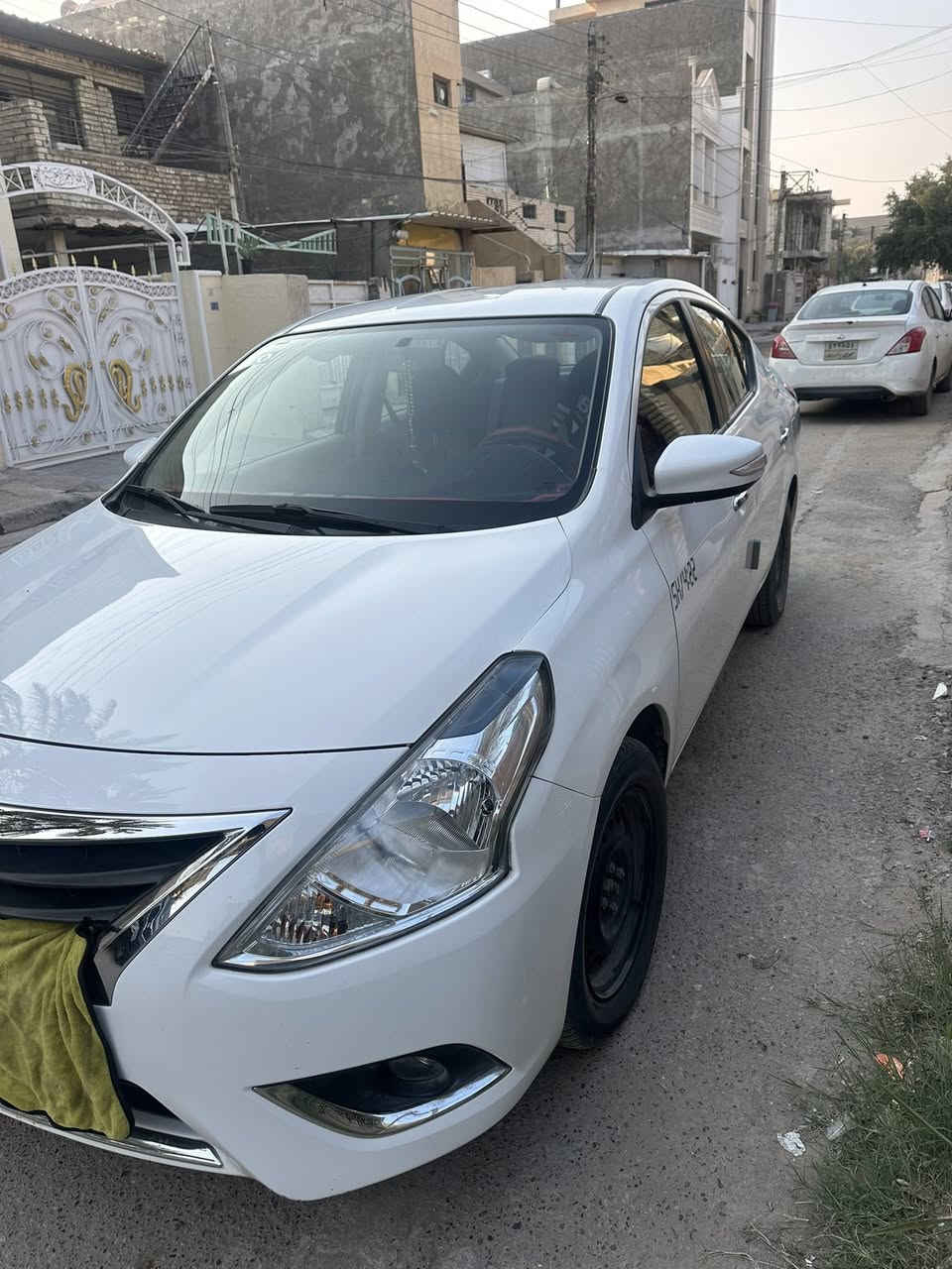 نيسان سني مصري مديل 24   ماشيه 37    السعر ١٣٠ 
 رقمي ***********
العنوان حي الاعلام شارع الضغط. السياره باسمي رقمه بغداد
