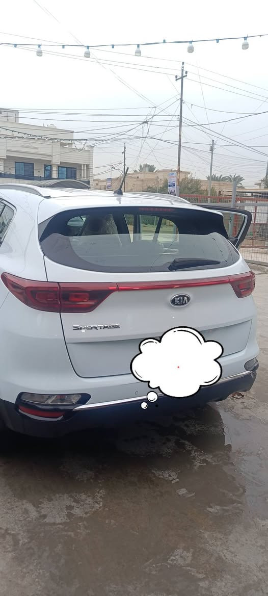 السلام عليكم بيع فقط
‏كيا سبورتج 2019 خليجي 
‏
‏قماره حديد 
‏
‏المواصفات
‏
‏سويج 
‏
‏محرك 2000 
‏
‏حساسات امامي خلفي 
‏
‏كأمره خلفيه 
‏
‏تحكمات ستيرن جهتين 
‏
‏شاشه تاب 
‏
‏3 اوضاع قياده . نورمل/ايكو/سبورت 
‏
‏تبريد قطعتين 
‏
‏كشنات بيجي مخمل شادلها جلد 
‏
‏اشاير بالمري 
‏
‏مري شفط 
‏
‏سايد بريك بالرجل 
‏
‏تخم تاير جديد  
‏
‏وبعد بيها مواصفات 
‏
‏ماشيه 63 قابله للزياده
‏
‏رقم بغداد  
‏
‏السعر  خاص  
‏
‏اي استفسار ***********
‏
‏مكان بغداد الغزاليه
‏
