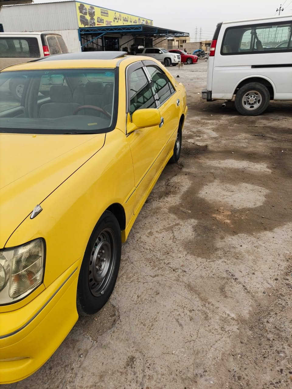 السلام عليكم ملكه للبيع وكالة فقط  كصه قمارة فقط خط كربلاء بغداد جاهزة للشغل ماناقصه اي شي 
سياره فتحة وكشنات كهربائي وستيرن كهربائي العنوان كربلاء للستفسار الاتصال على الرقم *********** مكلف بالنشر غير متواجد على الفيس
