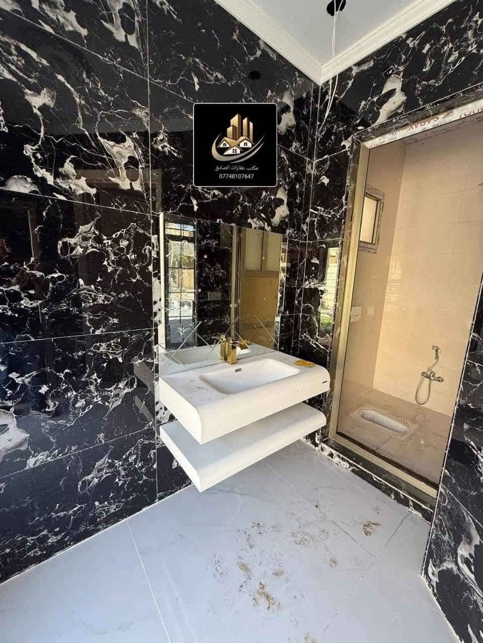 🏡 ً🔥 متوفر الآن لدى مكتبنا دار للبيع🔥
✅  دار #حديث للبيع بناء  2025 زيرو
✅ على شارع 15✅ تبليط

✅📍الموقع  تكريت - القادسيه ـ حي الجامعه

  ✅ 🏠 مساحه الدار  (( 300 متر ) 📏

  ✅  الواجهة: 10 متر

  ✅  النزال:30 متر

 يتكون الدار  من 

✅طابقين +كراج

✅ 5 غـــرف نـــوم 

✅ 3 مـــجموعات صــحية

✅ اســتقبال كبير  + صاله داخلية كبيره + مطبخ 

✅ واجهه حجر  + السقف سحب

✅ السطح شتايگر  + الارضية بورسلين درجة  اولى 

السعر 300 مليون

📞 للحجز والاستفسار: *********** 

📍 العنوان: تكريت – القادسية –حي الجامعه

🔑 🏡 مكتب الصادق للعقار 🔷
