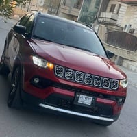 للبيع او المراوس بشي اقل جيب كومباس ٢٠٢٥ ماشية ٦٠٠٠ بعدها زيرو منفيس ب...