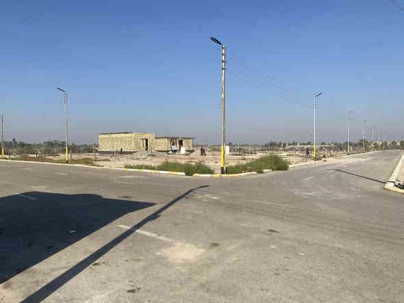 السلام عليكم
قطعه 200 متر سند 25 للبيع بمجمع الحرمين السكني طريق الدغاره متوفره كافه الخدمات كهرباء ماا تبليط شوارع عراض مجمع مرتب ***********
