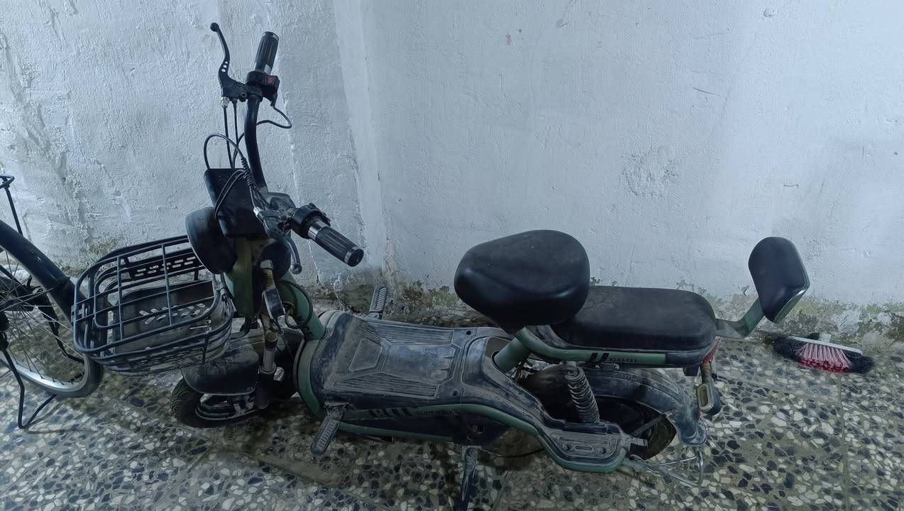 دراجه كهربائيه للبيع نظيفه


**إذا كنت صاحب هذا الإعلان وتريد حذفه لأي سبب، رجاءا أرسل رسالة إلى الدعم الفني**