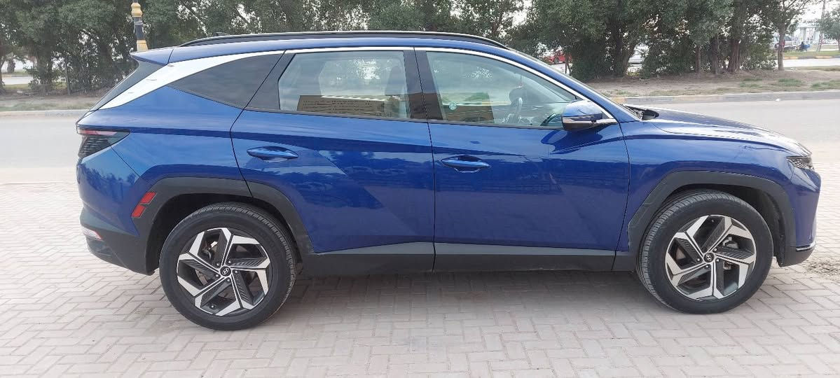 السلام عليكم توسان ٢٣ امريكي فول  ٤ كامرات جنطه كهرباء بنوراما جلد ابيض سايد بريك كهرباء     ماشيه ٤٧ حادث جاملغ وبنيد جاهزه السعر ١٧٧ الاتصال ***********موجوده في كربلاء
