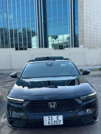 5 السلام عليكم  للبيع هوندا اكورد ٢٠٢٥ ماشيه ٢٤ الف ميل فقط مواصفات فو...