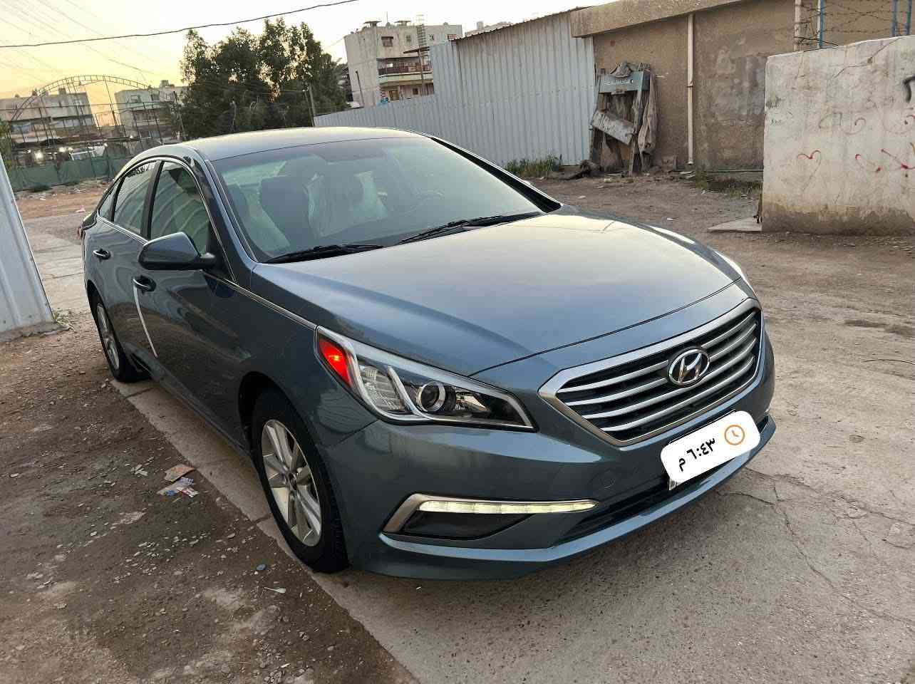 سوناتا ٢٠١٥ وارد امريكي
لون فيروزي 
رقم بغداد الماني سنوية لل٢٧ شرط التحويل

محرك ٢٤٠٠ c1 قوي واقصادي 
مكينة وكير نعمة من الله ناعمة وحلوة شرط الفحص 
صدر كهربائيات كله جاهز 

مواصفات عادية SE
ثلاث وضعيات قيادة 
تحكمات 
كروز سرعة
شاشة وكامرا 
بلوجكتر لد 
ويل ١٦ 
مضللة بنسة ٢٠ ٪؜ يسمح بيهة بلمرور 
داخل بيجي وكشنات مخمل 

حادث جانبي ماواصل لا شاصي ولاكهربائيات
صور الحادث والسونار موضحة بلصور
السيارة بدون ايرباك 
ترايك وين متريد سيارة شبه جاهزة نسبة ٩٥ ٪؜

ماشيه ١٨١ على ايد وحدة صارله ١٠ سنوات 

السعر ١١٥ وبيهة مجال 
مكاني بغداد الدورة الصحة 
***********
