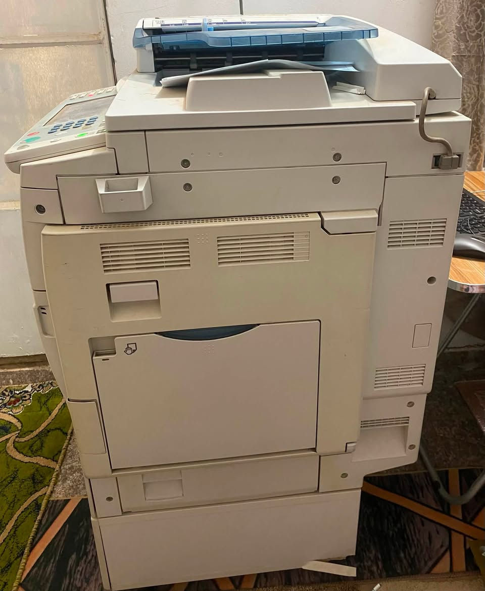 جهاز استنساخ ريكو  Ricoh
موديل  MP C2051
يطبع ورق A4 و A3

سحب شيدر واستنساخ 

السعر  300 الف 

كربلاء / سيف سعد / شارع الكوثر 

هـ. ***********
