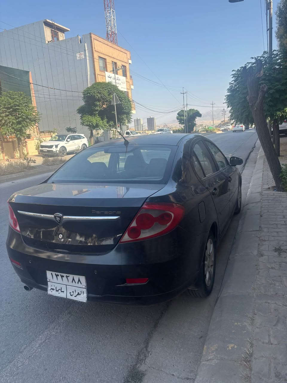 پڕۆتۆن ٢٠١١ 
گێر ئۆیۆماتیک ٤ جام کارەبا ABS سوکان ڤۆلیۆم شاشەی بۆ دانراوە یەک بست بۆیاخی هەیە و هیچی کەی نییە سەنەوی بەسەرچووە 
سەیارەی مەعرەز نییەو ٦ ساڵە لای خۆمە
 ٥٩ وەرەقەو مەعامەلەیەکی کەم (***********)وەتسئەپ
(***********) تەلەفون السليمانية, العراق

