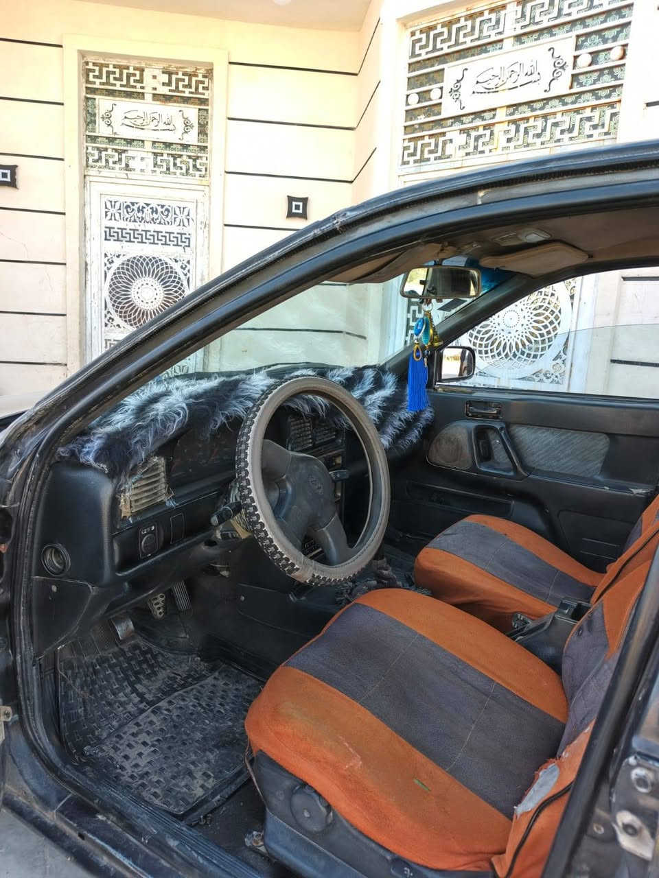 النترا دمعه 95 شرط تبريد. محرك بي بخار. 1600مفتوح .25وبيها مجال
مكان السياره عامريه الفلوجه 
***********
