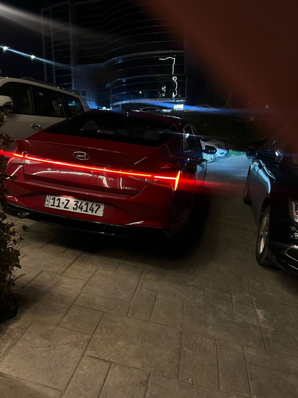 السلام عليكم

للبيع هيونداي النترا 2023 فول مواصفات

Limited

موصفاتها لمتدد 1/1 
-بصمة 
-تشغيل عن بعد 
-فتحة سقف 
-حساس امامي +خلفي 
-نقاط عمياء 
-بك لايت لد متصل
-لايت 3 عدسات 
- بصمه أبواب لمس 
- شاشة دجتال 
-إشاره ترحيب
- كامرة خلفية 
-سستم سماعات BOSE
-ويل كاب 17 كروم
-اشاير بالمري
-فول تحكم ستيرن
-رادرات جانبية _امامي _خلقي
-رادرات تحديد مسار 
-رادرات قيادة ذاتية 
-كشنات كهرباء
-كشنات جلد + تدفئة كشن
-انارة داخلية متعددة الالوان 
-لد نهاري 
-شاشة للتبريد مناخ منفصل 
-ثلاث أنظمة قياده
Normel 
Sport
Smart

مكينه 2000 دوش انسه شي اسمه دوانز 
السياره قبل كم يوم سويت الها ادامه 
تبديل تخم تايرات  اعلى من الويل يعني انسه شي اسمه طسه
تخم دسكات 
دهن + فلتر من شركه امزويل ضمان 10 الاف كيلو 
كير و المحرك شرط الوكاله 
السيارة ماشية 32 الف ب امريكا 
العداد حالياً  46 الف ميل  
رقم بغداد باسم تحويل ثاني يوم  
السيارة حادثها موضح ب الصوره وتصليحه البيبان معدلات ومصبوغات ما واصل للتكمه + هلال الجاملغ فقط  بدون فتح برغي بكل السياره بجم كبس شركه 
بدون ايرباكات بدون شواصي بدون لفود
ملاحظة 📝 السياره صار بيها هنا حالوب كلش خفيف موضح بالصوره 
اللون  ( دم الغزال )
السعر ( 163 ) ورقه وبيها مجال بسيط
للاستفسار الاتصال على الأرقام 
***********
 ***********
