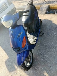 دراجه للبيع سعره ٤٠٠ وبيه مجال قليل   سلف هندر كهرباياته شغاله ماناقصه...