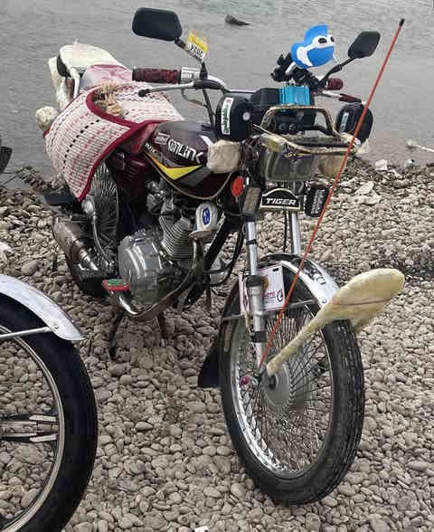 السلام عليكم
دراجه نوع تايكر 4 گير
موديل 2019
كهربائيات كله شغاله 
نظافه فول 
شلعه ونشاط ومعدل فولل🦅🔥
هندر واحد يشتغل شرط
دراجه 1 على 1 الف متخلي عليه
450 وبي مجال قليل 
((ملاحظه))
لا تكسر بحلال الناس 
 كلشي موجود بسوگ

رقم الهاتف
***********
مكاني قضاء الدور
