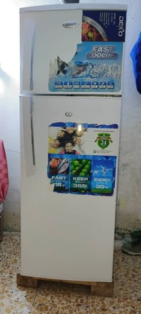 ثلاجة • شغّالة شرط • بدون تصليح