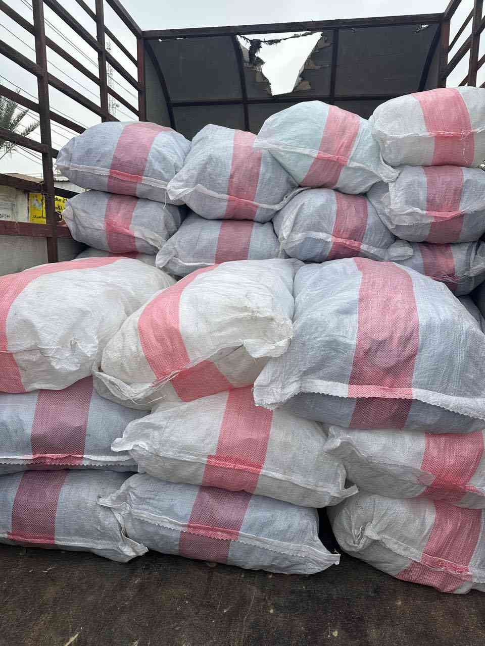 السـلام عليكم 
على بركة الله
يعلن مركز الثقـلين لمعالجة المياه
عن توفر غطـاء دبة 
-نكرة حلقة
-نكرة لسـان
جمله ومفرد
ب22 الف 
والتوصيل مجاني داخل (الشعلة-الحرية-جكوك-الغزالية)
ودبات ثقيل جميع الالوان وزن 640 غـرام سعر الدبه الواحده 1900 دينار
ويتوفر دبة ثقيل يده سعر الدبة 2600 دينار 
يتوفر دبه استعمال 1 وزن 300 غرام سعـر الدبه 900 دينار
يتوفر دبه قزم سعر الدبه 1100 دينار
يتوفر دبه قزم يدة سعر الدبه 1600 دينار
ويتوفر ايضاً فلاتر بجميع الانواع
فلتر cck وجميع الانواع
ويتوفر جميع مستلزمات محطة الـ RO 
التوصيل مجاني داخل (الشعلة-الغزالية-الحرية-جكوك)
للاستفسار على الارقام 
رقم الهاتف ***********
واتساب ***********
موقع المركز
الشعلة شارع الصدرين قرب معهد الحكمه مجاور مصور الرواد
