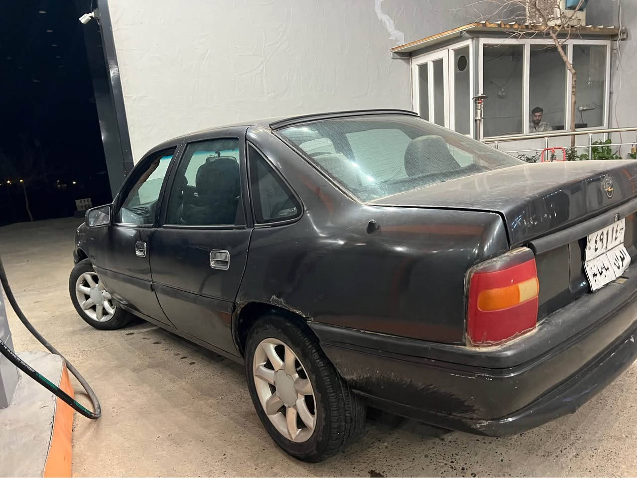 ٣٠ گەڵاو مەجال😱😱 خوار هەموو بازار 
مۆدیل ١٩٩٢ مەکینە ١٨ وەک سەعات 
گئر مەکینە براوە تحویل وەکالە بەشەرت
کارەبایاتی هەمووی مەزبوتە چوار تایەی لۆک
تاخم پئش و پشت تازە توند کراوەتەوە

شوئن // تەقتەق 
نرخ// ٣٠ گەڵا😱
ژ.م // ***********
ژ.م // *********** كويسينجاك, أربيل
