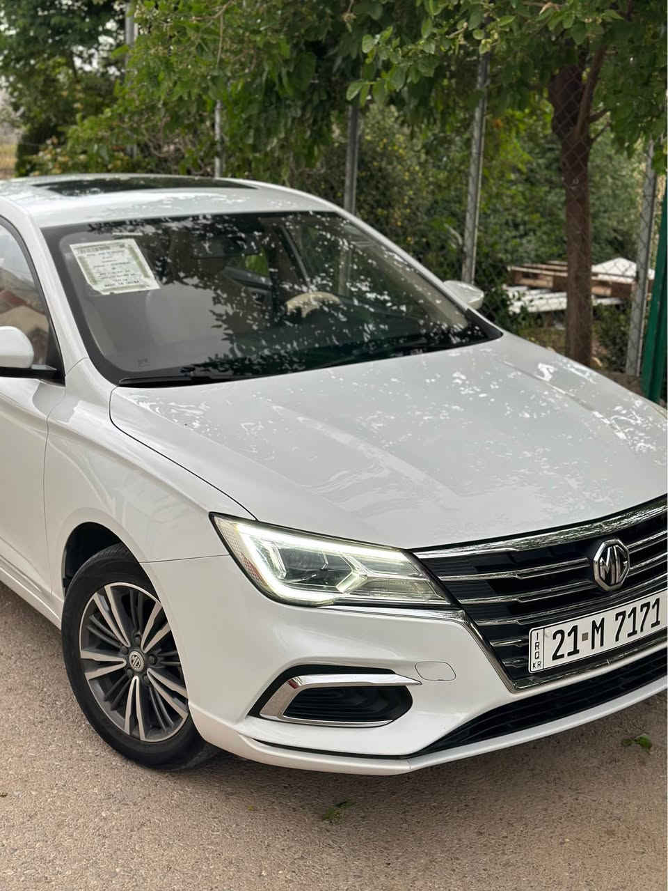 MG5 2023 Luxury 
💫 ئێمجی فایف ٥ فول فول مواسەفات - تەنها بەقەد مۆبایلێک کارتی هەیە لە دەرگای دواوەوە- یەک دو شوختی وردی بچوکی هەیە شایەنی باس نیە -21000  کم  رۆشتووە 
تب- ڕەقەمی لەگەڵ نیە🔢
‏🈲 ئۆتۆماتیک-بەسمە و ئۆتۆ هۆڵد- برێک کارەبایی-سلایت و دەرگا بەسمە - پێشو دوا لید - کامێرەیە حاسەیە- کوشن جلد - دوو مۆدی لێخورین- ویل کرۆم-ئاوێنە کارەبا - ئاوێنە شەفت
🕹️ شوێن/سلێمانی
📲***********
*********** السليمانية, العراق
