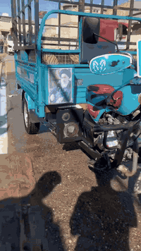 السلام عليكم ٢٣  رقم وسنويه كامله  مكينه مجفته    محجر وسبير بيه كهربائي كله شغاله نكره سلف وبيه مجال البكان منطقه المعامل ل   ***********
