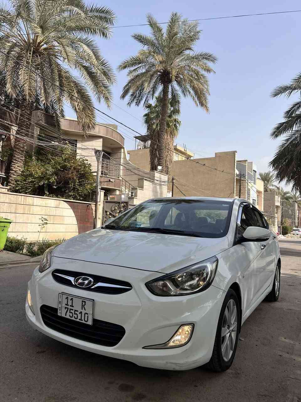 سلام عليكم اكسنت 2012 بلو كامله بدون نقص تخم تاير باتري جدد كير مكينه تبريد ثلج مكينه 1600 دوش رقم بغداد بسمي فول السياره فتحه كامره تحكمات اشاير بالمري السياره مكفوله من الصبغ حتى الدعاميات مكفوله السعر 112$ وبيه مجال بسيط مكان السياره المنصور 
‭0771 429 3525‬
