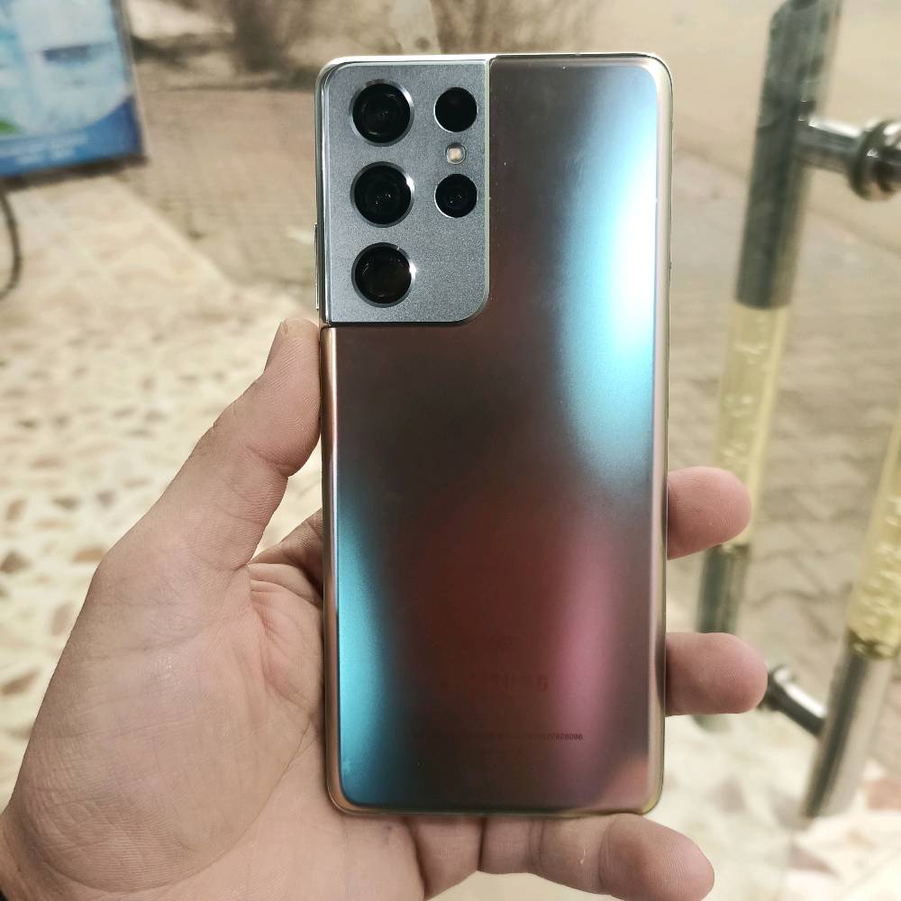 الترا  21sاوربي جديد بالباكيت مع شاحنة وسماعة ذاكرة 128 نظافة 100/100 دبل سيم كارت 