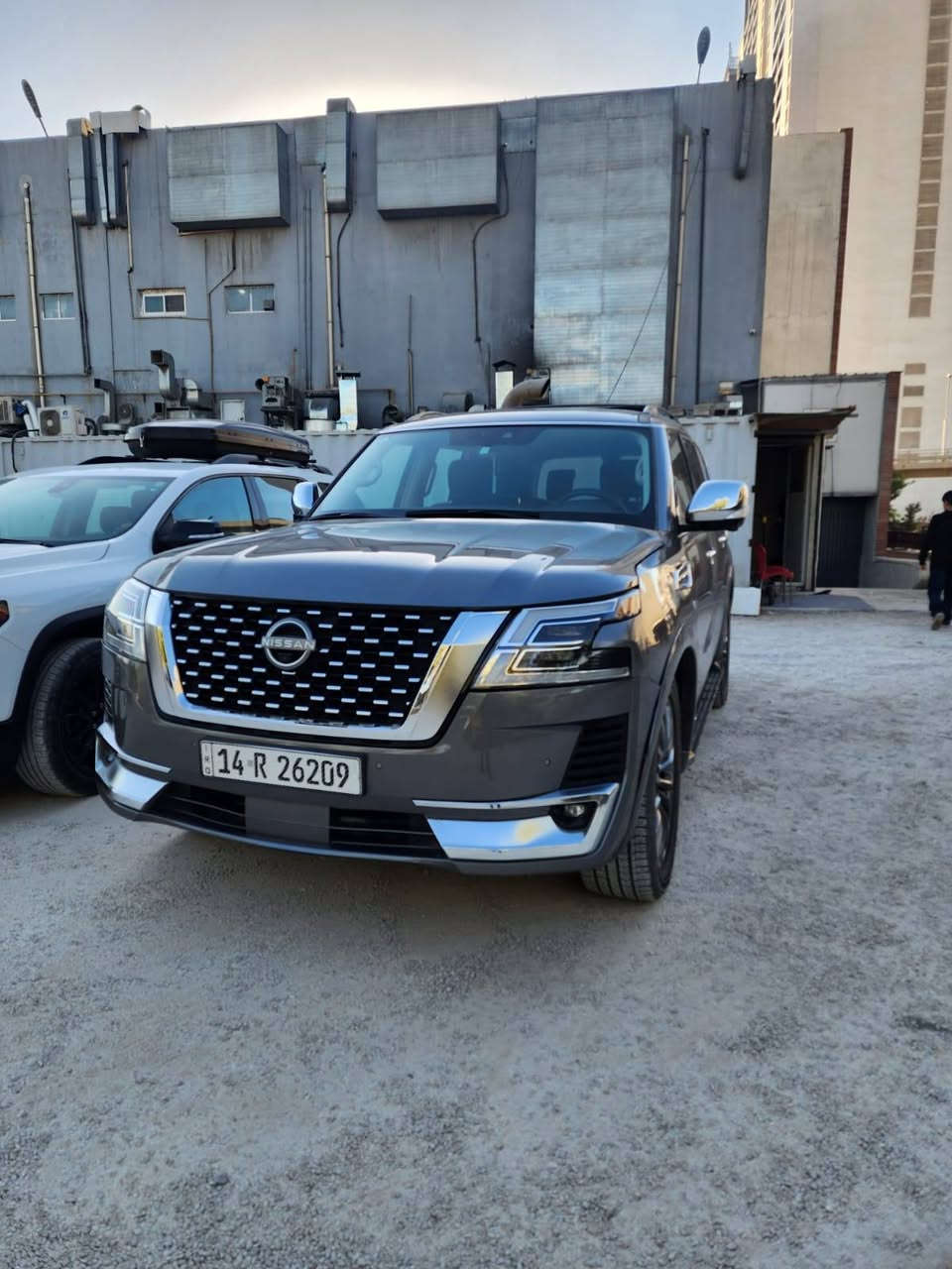 باترول ارمادا سيف العرب
وارد امريكي 2022 بلاتنيوم  فول مواصفات 

مكينة 8 سلندر 
فتحة 
تدفة تبريد كشنات
شاشات خلفية 
كامرات عدد 5 
رادار امامي مانع تصادم 
مثيت سرعة الذكي 
حساسات امامية خلفية 
رادارات خلفية مانعة تصادم 
نقاط عمياء
انظمة قيادة  ثلجة وسحب
مرايا معتمه ليلا 
كشنات كهرباء امامية وخلفية 
سيارة بيها صبغ جاملغ السايق مو تبديل صبغ  
مكان السيارة بغداد الكاظمية 
 رقم صاحب سيارة ***********
