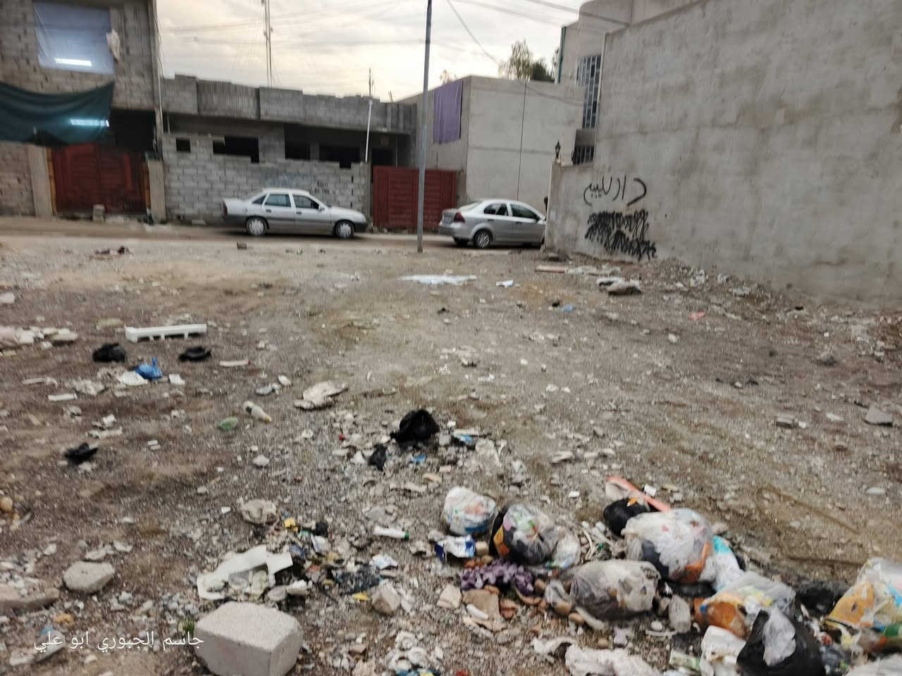 🔷 للبيع قطعة أرض سكنية مميزة – القوسيات / قرب جامع العادل
فرصة ذهبية ضمن تقطيع عارف – القوصيات بموقع حيوي واستراتيجي، مناسبة للسكن الفوري أو للاستثمار المضمون.
المواصفات:
المساحة الكلية: 172 متر 
الواجهة: 8 متر
الموقع: قريب جداً من جامع العادل والخدمات الرئيسية
✔️وصل بلدية كاملة
✔️نوع السند: 2025
✔️سعر المتر: 200
مميزات الموقع: ✔ منطقة سكنية مرغوبة وقريبة من الأسواق والمدارس
✔ سهولة الوصول إلى الطرق الحيوية
✔ محيط هادئ ومناسب للعوائل
✔ خيار ممتاز للبناء أو الاستثمار طويل الأمد
📞 للاستفسار والتواصل:
***********
***********
***********
بإشراف مكتب الطموح لتجارة العقار
العقار أمان… والطموح ضمان
