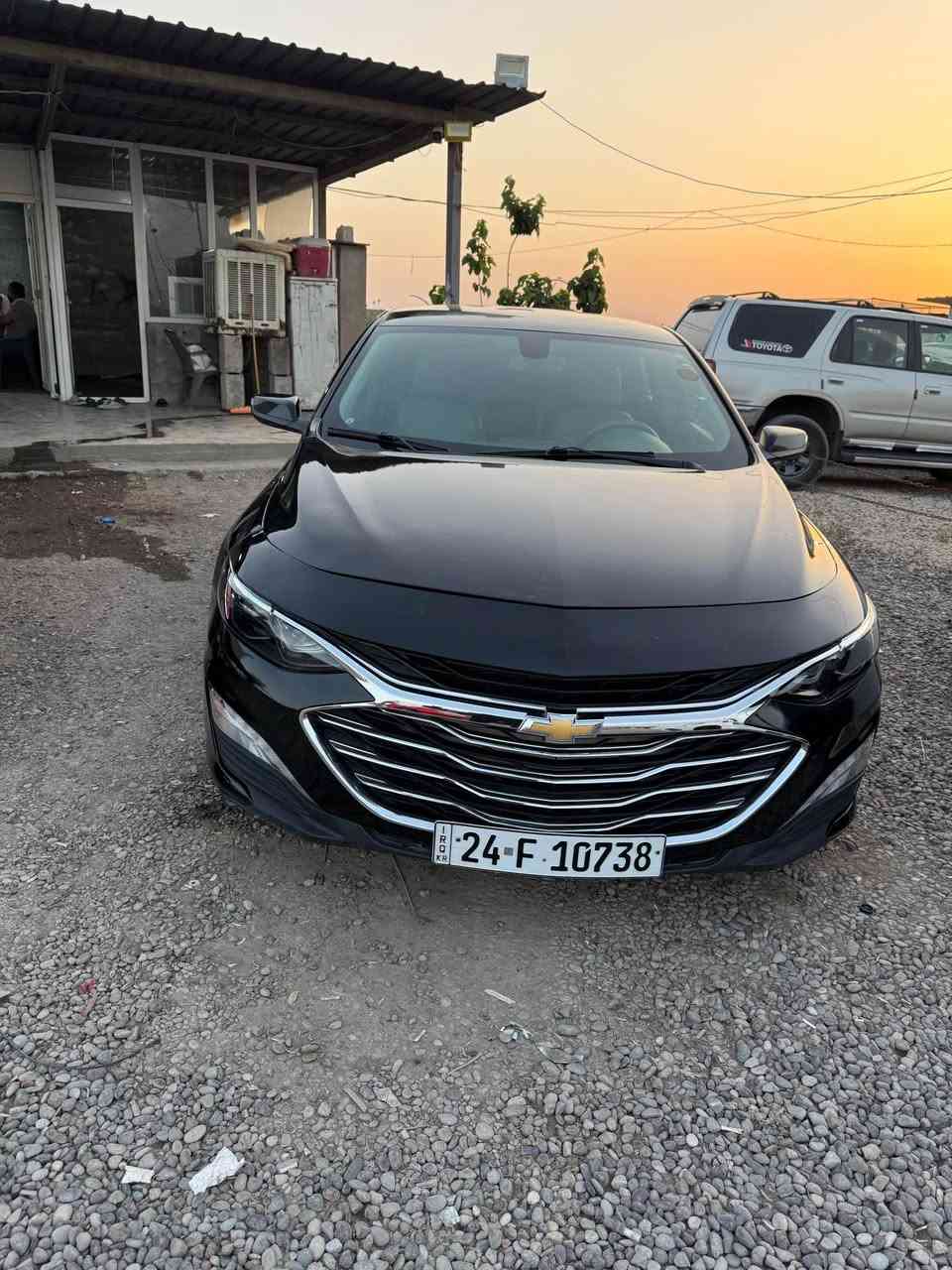 السلام عليكم 
شوفرليت ماليبو 
موديل 2017
مواصفات LT
بصمة - أربعة باب - تبريد مركزي - كشن كهربائي - 
شاشة - كاميرا - AUTO STOP - تشغيل عن بعد دواخل اسفر
تحديد سرعة - ستيرن ڤوليوم 
بس  4 قتعة بيها صبغ بدون دواخل ايرباك ستيرن وراجع سستم وبيها مكانين تعديل بارد موضح بالصورة رقم الشاصي موجود بالصور 
سيارة بسمي 
تحویل غرامة گير محرك تبريد بشرط
سعر84ورقة 💵🔥 وبيها مجال خفيف
مكان اربيل
رقم الهاتف للتواصل 
مالييو 2017ره ش قطران
جوار بارچه ى بو ياخه بى داخلى
مه كينه 15 توربو مه كينه نه كراوه ته وه 
كير مه كينه و ته بريت و كاره باى به شه رت 
سياره كه هه موو كيانى به شه رته 156000
رويشتوه دينارى مه سروف نيا شاشه كه وره ناو جلد و كوشين هيته ر كوشين سياق و سكن كاره باى سوكان فوليوم هيته ر ئؤ تؤ ستار ستوب “””””””ته برت 
مه ر كه زى ته نانه ت 120 فؤلت كاره باى تيدايه واته نيوو ئه م پير هه موو ماسه فاته 
كانى ئيش ده كات ته نانه ت كلوبيكى ناو 
ده ژبول بينه خوشت هاتى تراى بيبكه هه موو
شتيك به شه رتى سونه ر ماسه فات LT
***********
***********LT أربيل, العراق
