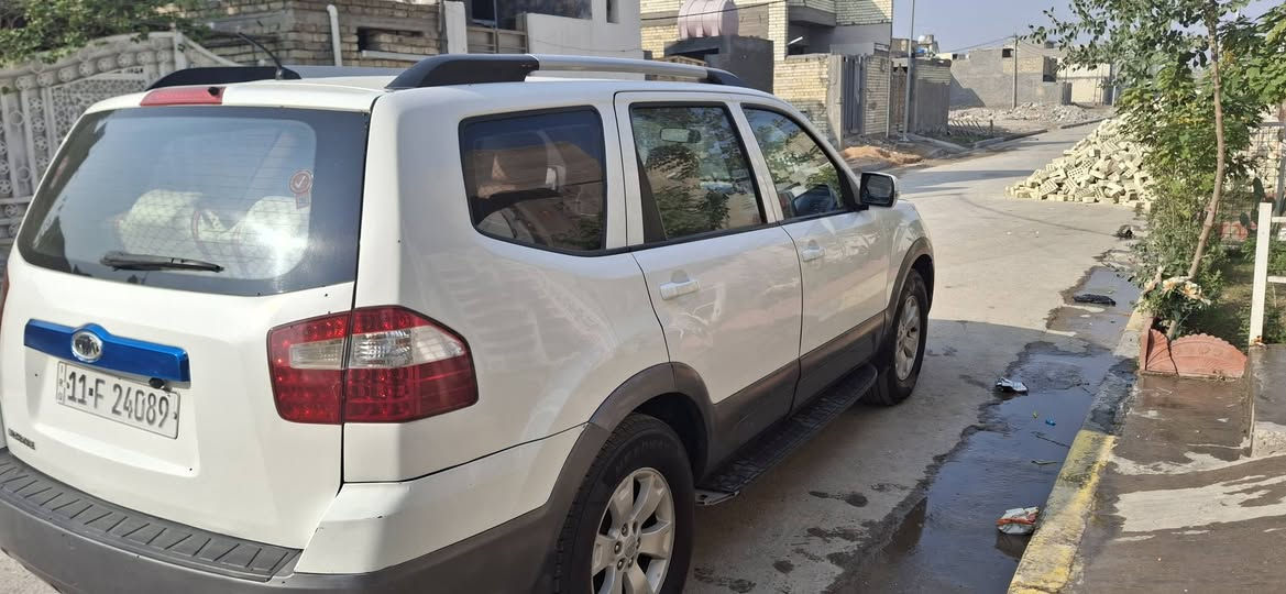 مهافي 2010نص فول فور ويل السياره جاهزه مكينه هسه شادهه
صبغ جاملغ الخلفي
تحكم ستيرن 
تخم تاير صدر جديد
7راكب تبريد 3قطع
السعر 130 رقم بغداد بسمي
مكاني بغداد ***********
