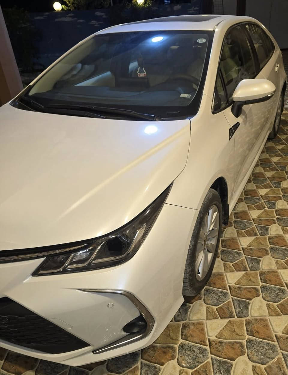 السلام عليكم ، كورولا ساز 2024 كفالة عامه  رقم اربيل ماشيه ٢٢ الف مواصفات معروفه اي استفسار اتصال على هاذه الرقم ***********
