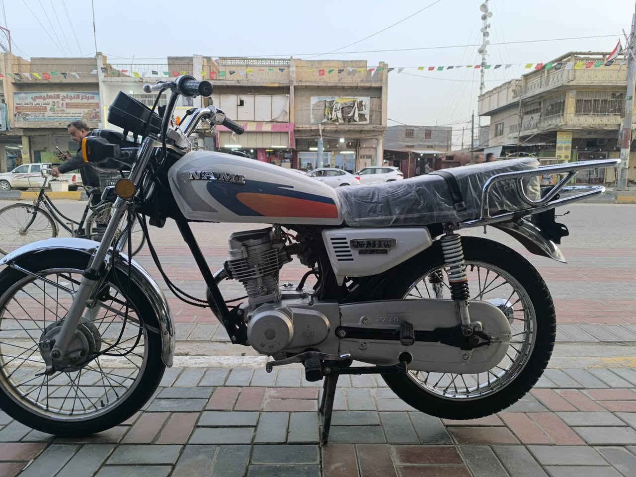 سلام عليكم وينكم جماعت رمضان جبتلكم هاي الاصوليات كفاله عامه النامه مديل٢٢ شلامجه  مكفوله والعضم مديل٢١ مال ثامر مكفولات اليريدهن لو يتصل لو يراسلني باقي تفاصيل***********
