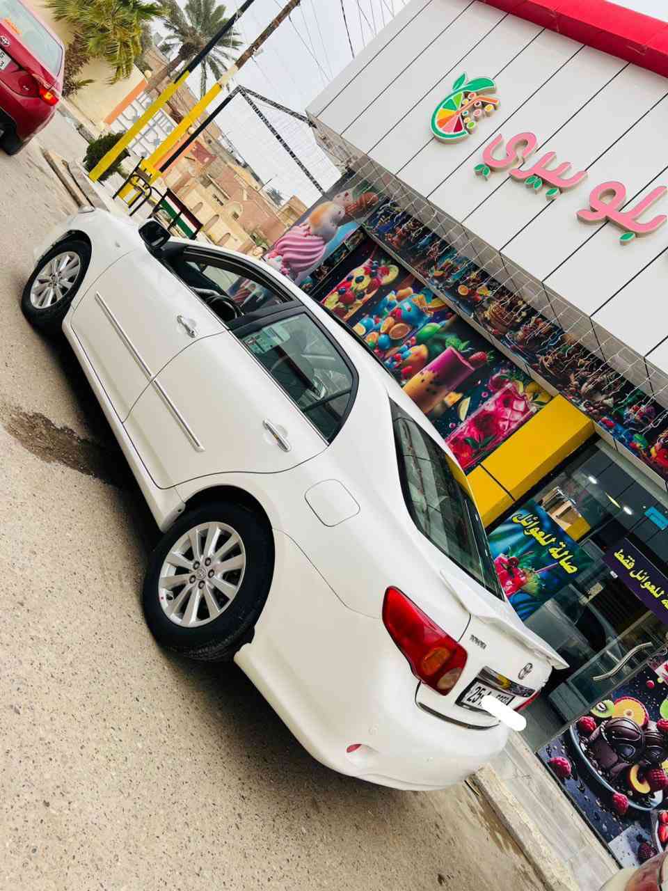 سلام عليكم ورحمة
كورلا موديل 2009 
خليجي حجم محرك 18 
الون ابيض 
مواصفات GL 
رقم دولي بسمي هزه ورقم جديد 
حته رقم لوحات مميز 
مواصفات فول سلايت فتحه 
داخل صاج 
تحكم ستيرن تبريد لمس 
حساسات خلفيه 
فول مواصفات 
ويل كروم 
سياره جديده كسر كارتون جديده مال بيت جاهزه من كلشي 
صدر خلفي امامي جديد 
تواير جدد 
سياره بدون ضرر 
بيه بارد شبر باب نفر 
مكان سياره صلاح الدين شرقاط 
***********
