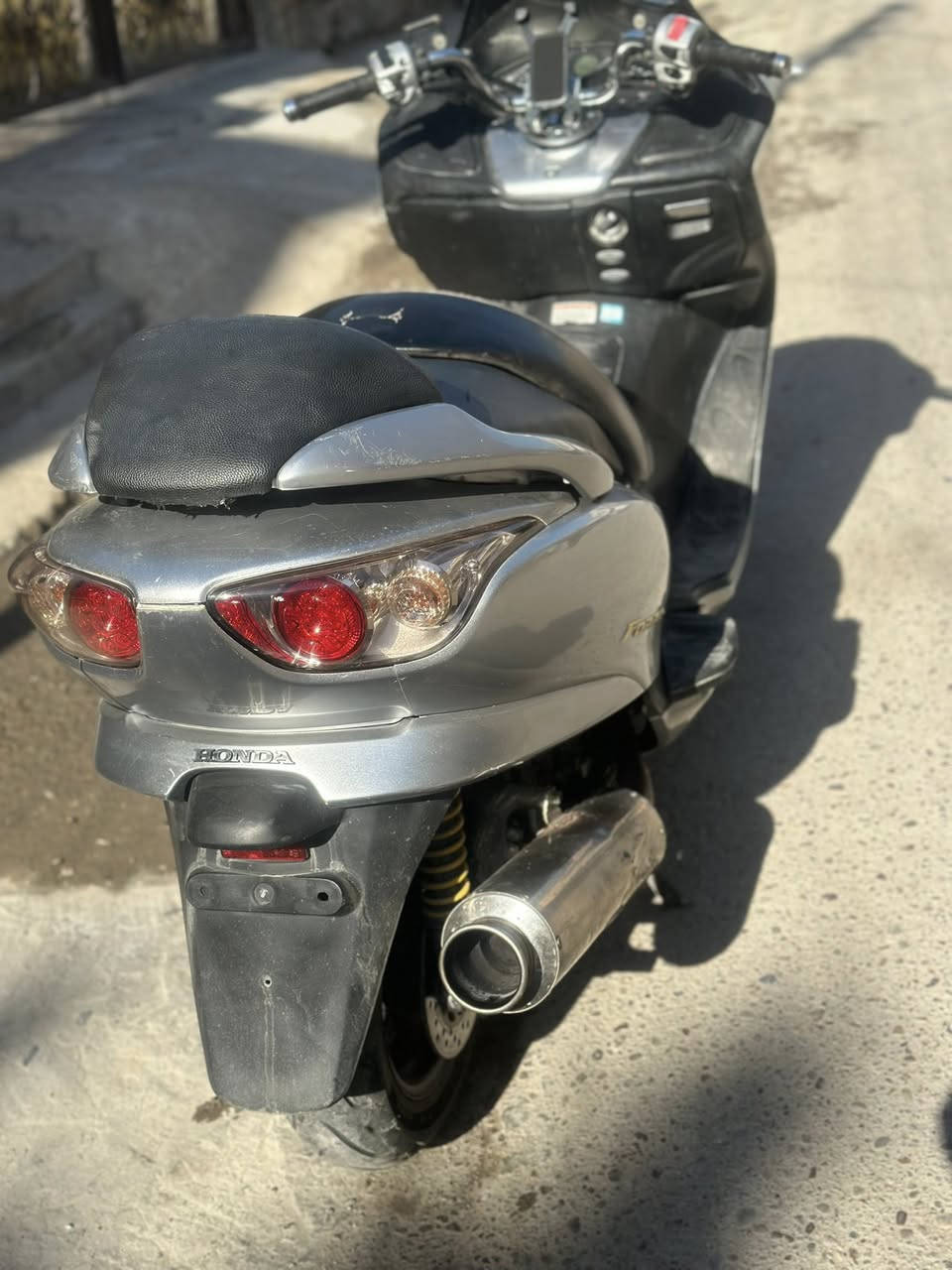 سلام عليكم فورزة 09دراجة كاملة مابيه أي نقص كير ملغي  صالصنة. رياضي  سماعات ستات مال جهاز  كاملة معدل 140 
عنوان بغداد زعفرانية.  ***********
