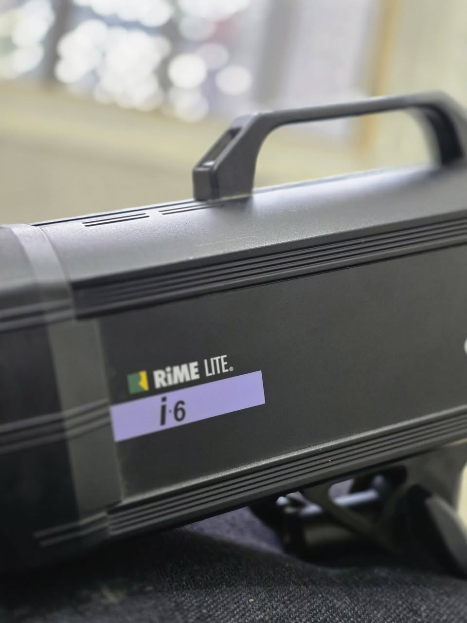 السلام عليكم
للبيع اضائة من شركة rime lite 
600 واط مع اضائة مستمرة 
تريكر
ستاند  ستان ستيل 
سوفت قياس 90 cm 
الاضائة متوافقة مع الكانون والنيكون
السعر ٤٧٥ الف 
العنوان : بغداد البلديات 
***********
