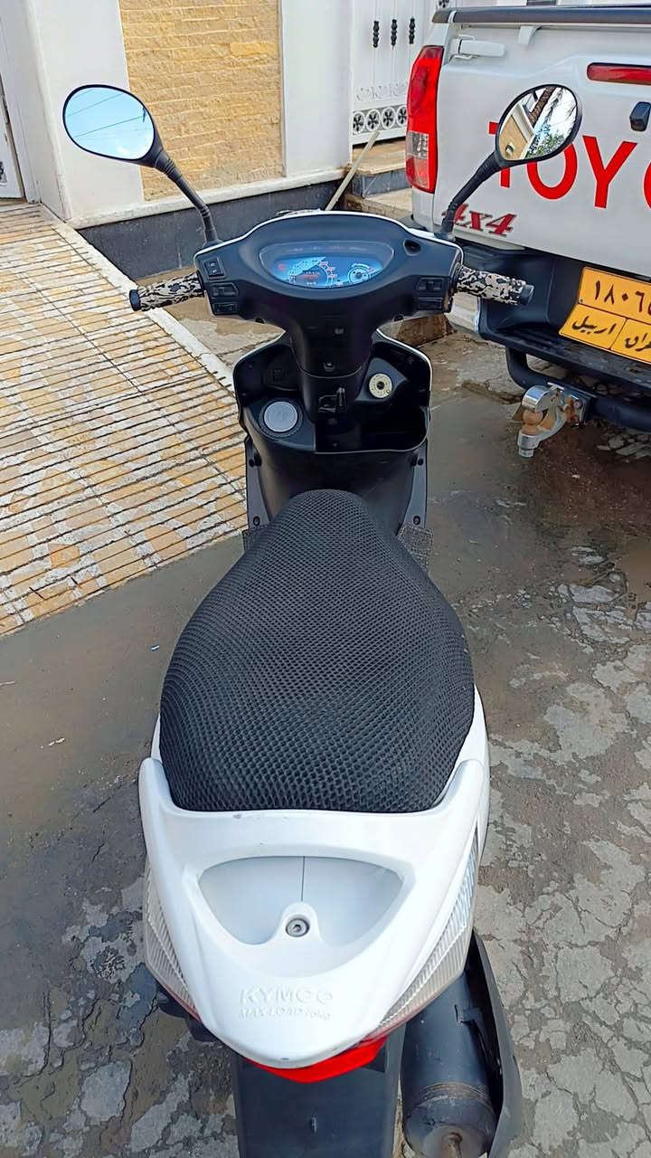 سلام عليكم كايمكو 2013 رمبه ومسجل رقم وسنويه كفاله عامه مكانه ملعب شارع ***********
