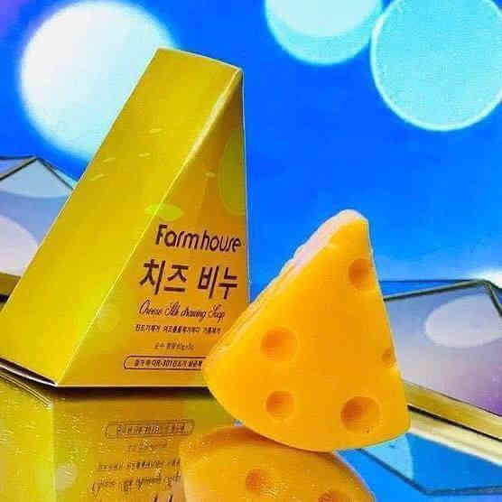 صابونة الجبنة الكورية 🧀 الأصلية
الي چانوا منتضريها وصلت  

هاي سحر مو صابونة فد شي خيال مبيض فوري 
ازالة بثور الوجه 
كثر استخدامها ايزيل النمش
تعمل بقوة على ازالة الدهون 
ونادرآ تلكون صابونة بيها ترطيب وتبيض فوري ورغوه كثيفه بنفس الوقت  كما يمكن استخدامها للمناطق الحساسة 
. 
الأصلية
 🧀🧀 

اهم #فوائد الجبن للبشره :::
• يساعد على نمو خلايا الجلد لاحتوائه على فيتامين B
• يتخلص من جميع عيوب البشره
 • يجعل البشره صحيه ومشرقه 
وتحتوي الجبنه ايظا على نسبه عاليه من البروتين العالي الجوده بالاضافه الى الفسفور والزنك 
والفيتامينات B2 , B12 ,A
السعر 2000 
للاستفسار مراسلة الصفحه او مراسلة هذا الرقم واتساب ***********
متوفر توصيل الى جميع انحاء العراق
