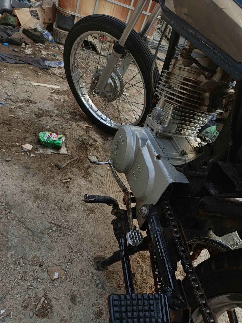 السلام عليكم دارجه نامه للبيع دراجه نضيفه الله شاهد مكينته ما مفتوحه كلش احله من تصوير مكاني صالحيه سعر325وبيه مجال ***********

