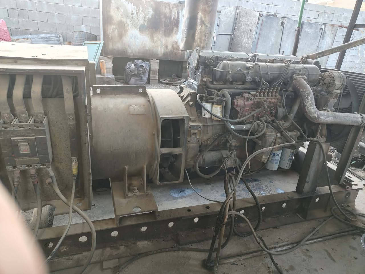 السلام عليكم
مولد افيكو ١٣٧ سوبر وسط كهربائية
 كرنك استندر 
مكينه بيهه بخار 
توليد ٣٥٠ كيفي ستانفورد اصلي
ممفتوح تك بولبرن
عنوان الانبار الفلوجة
 📞 ***********
السعر 💵 53 ورقه
