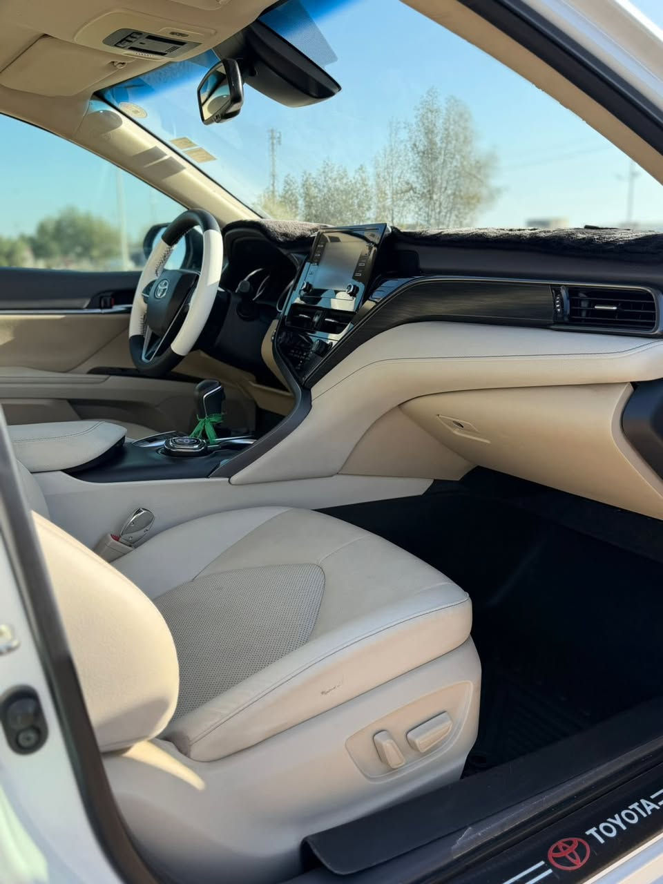 الوحش الساموراي لمتتد 2023
• الممشى: ٤٠ الف كيلو
• المحرك: V6
• السيارة خليجي وكاله ساز  كفاله
• مرقمة أربيل 
المواصفات (فل كامل):
.٣ انضمه قياده سبورت +نورمل + ايكو
. برده خلفيه 
• كاميرا خلفية
• حساسات + رادارات
• كشن جلد
• كشن كهرباء
• بصمة تشغيل + دخول ذكي
• تحكمات ستيرن
• بلوتوث + AUX + Apple CarPlay
• أوتو ستوب
• مثبت ومحدد سرعة
• تبريد مركزي
• فتحة سقف بانوراما
تخم تاير جديد السياره جاهزه كل نقص مابيهه 
السيارة نظيفة جداً وجاهزة للفحص
مكان السياره البصره
رقم الهاتف: ***********
