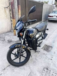 البيع TVSنضيفة 2024 السعر 2500وبيها مجال مرقم بغداد باسمي تحويل ثاني ي...