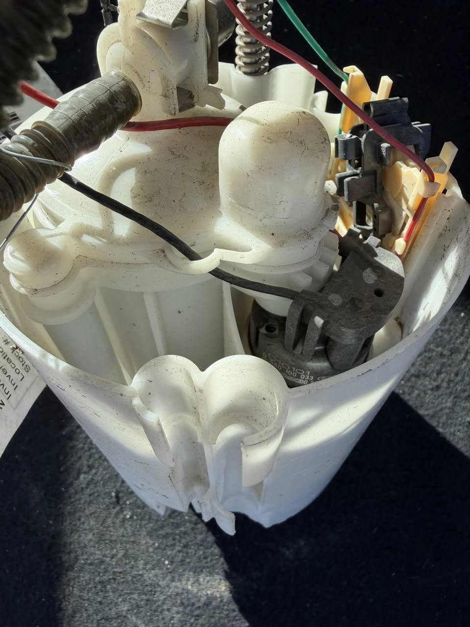 السلام عليكم 
يتوفر منضومه بانزين اصلي تفصيخ جمله مفرد/جمله مفرد 
فورد فوكس ٢٠٠١١/ ٢٠١٩ 
السعر /٤٥ الف مع التوصيل جميع العراق 
الاتصال/***********
العنوان بغداد الغزاليه
